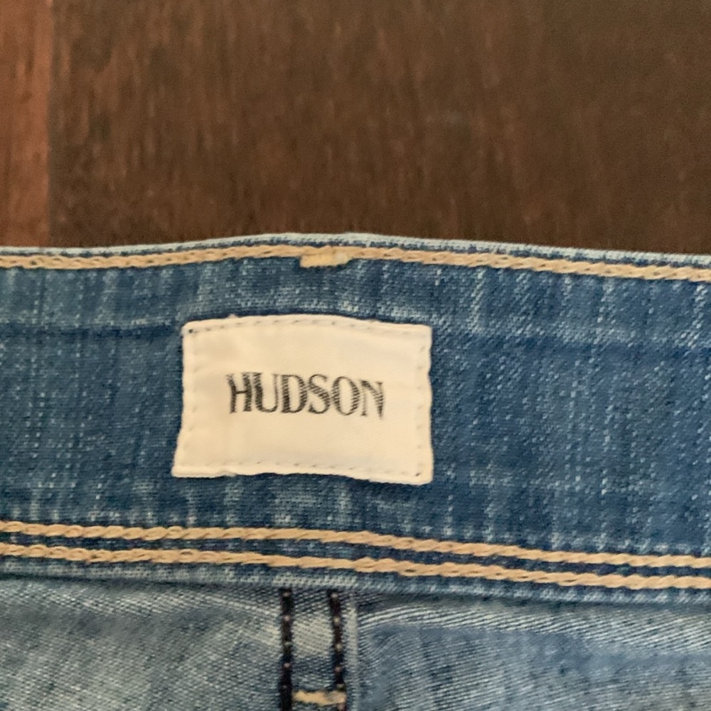 Hudson shorts - Picture 3 of 5